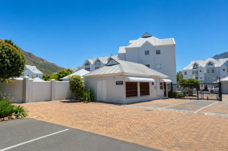 To Let 2 Bedroom Property for Rent in Beach Estate Western Cape